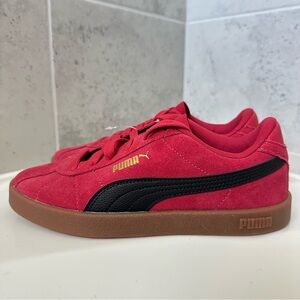 PUMA Club II Sneakers Size 4 Youth